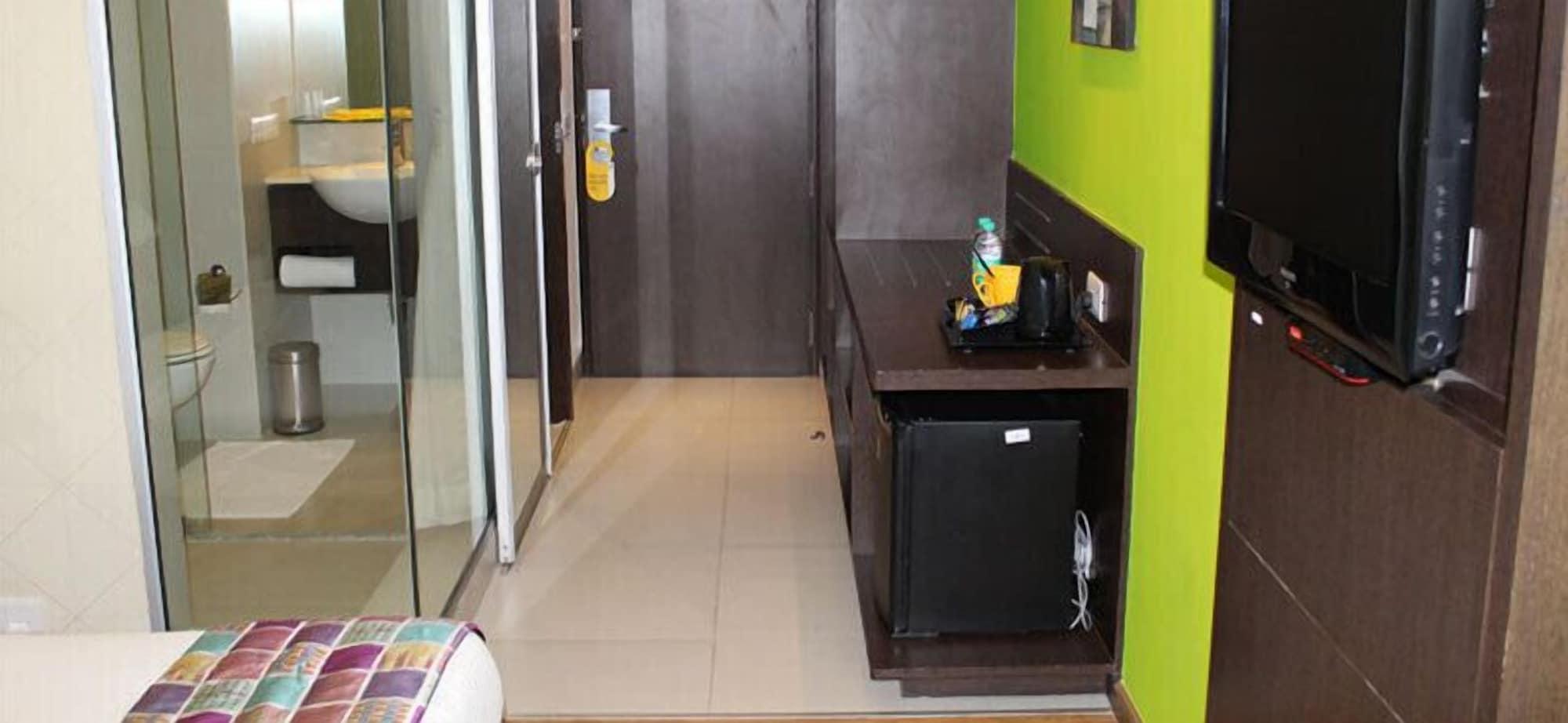 Keys Prima By Lemon Tree Hotels, Pimpri, Pune Екстер'єр фото