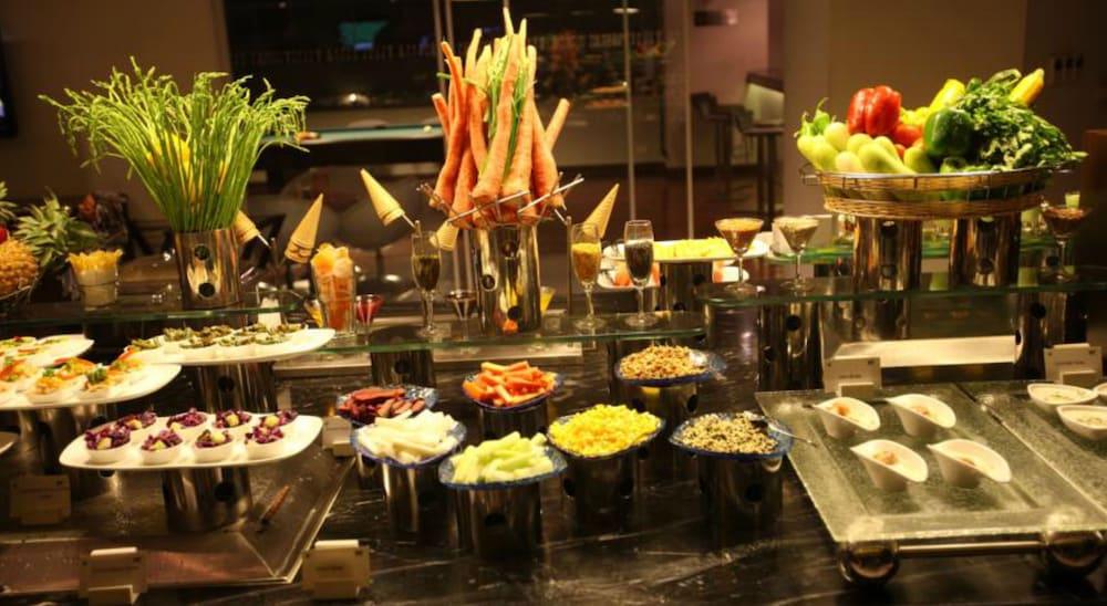 Keys Prima By Lemon Tree Hotels, Pimpri, Pune Екстер'єр фото