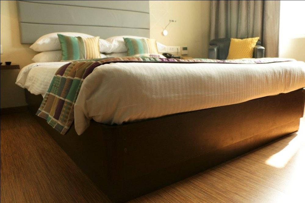 Keys Prima By Lemon Tree Hotels, Pimpri, Pune Екстер'єр фото